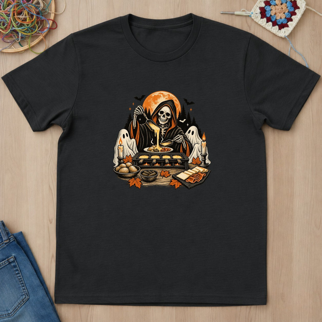T-shirt noir présenté à plat