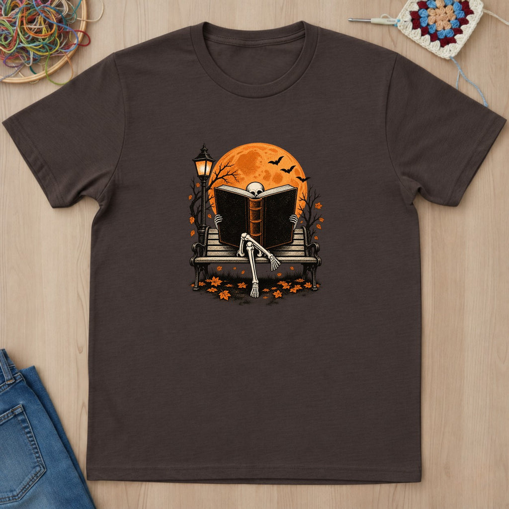 T-shirt chocolat foncé présenté à plat