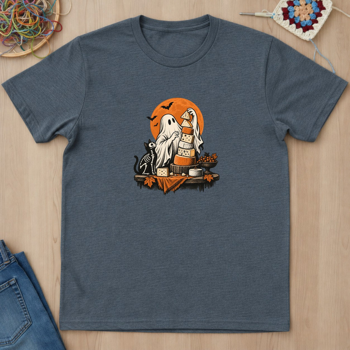 T-shirt gris foncé chiné présenté à plat