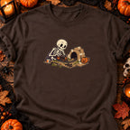 Squelette et train miniature — T-shirt chocolat
