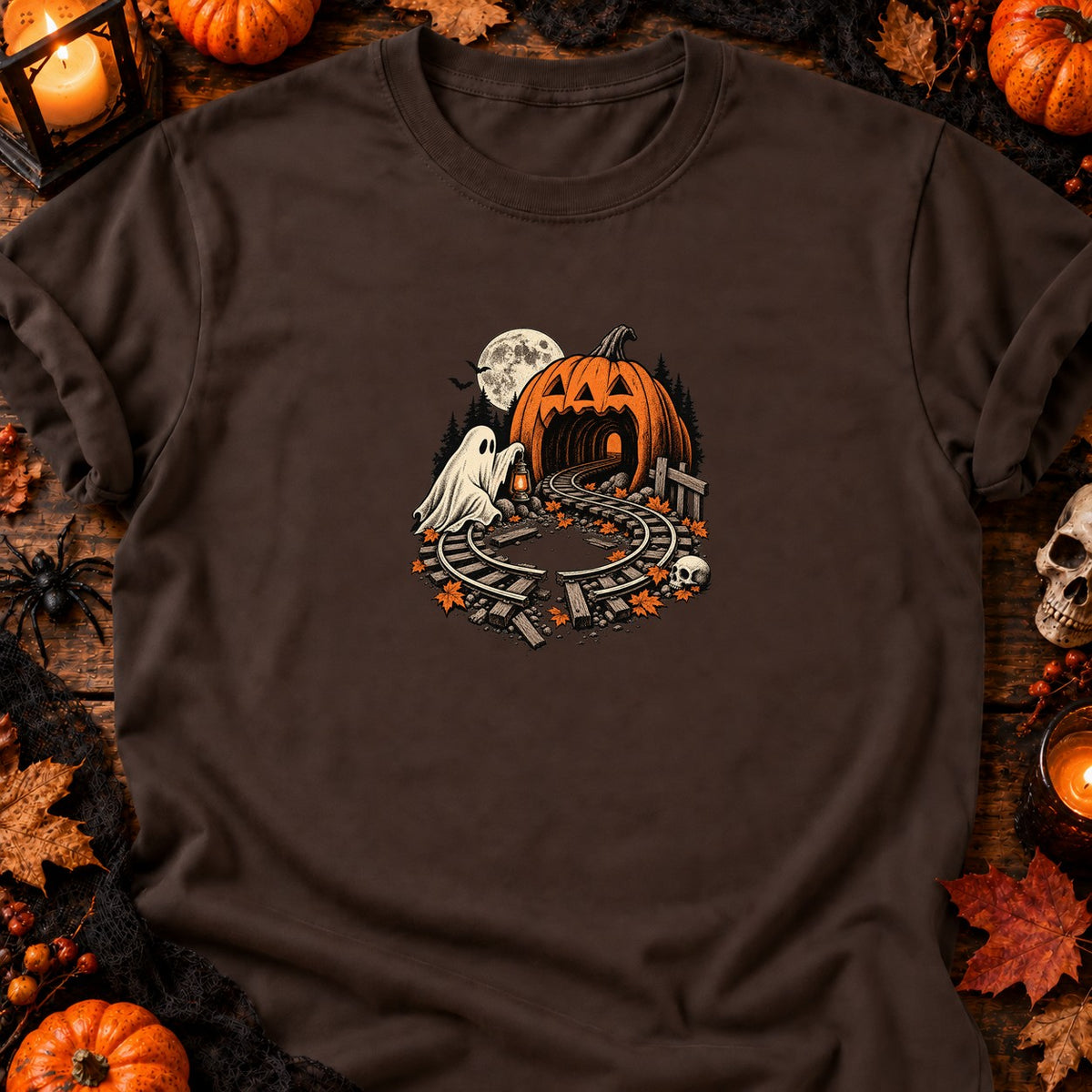 Fantôme et circuit de train d’Halloween — T-shirt chocolat