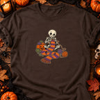 Squelette tricoteur d’Halloween — T-shirt chocolat