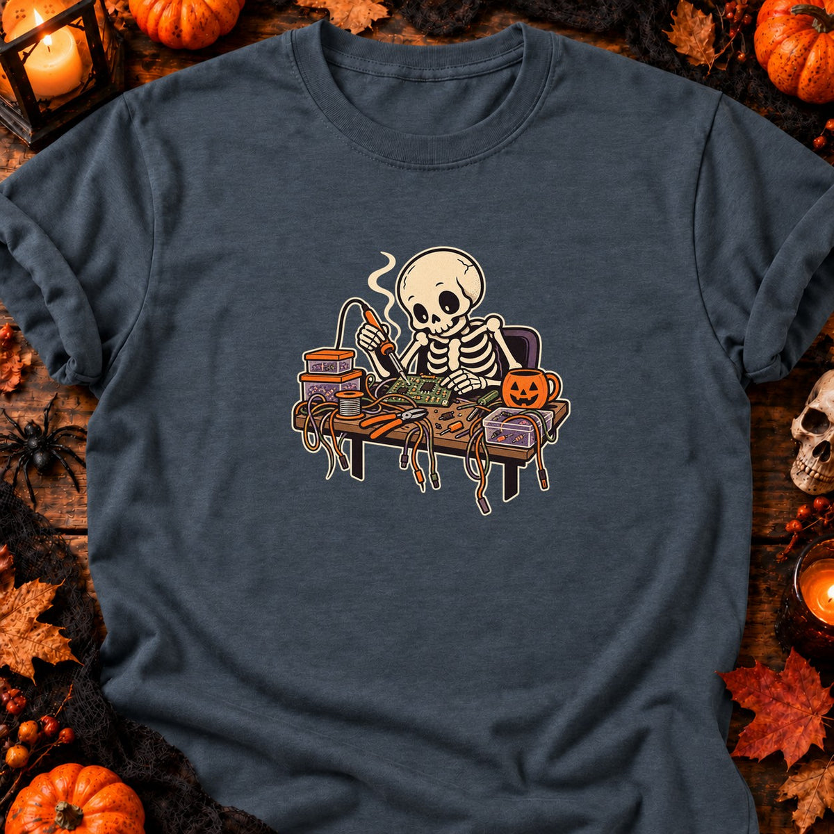 Squelette soudant un circuit — T-shirt gris anthracite chiné