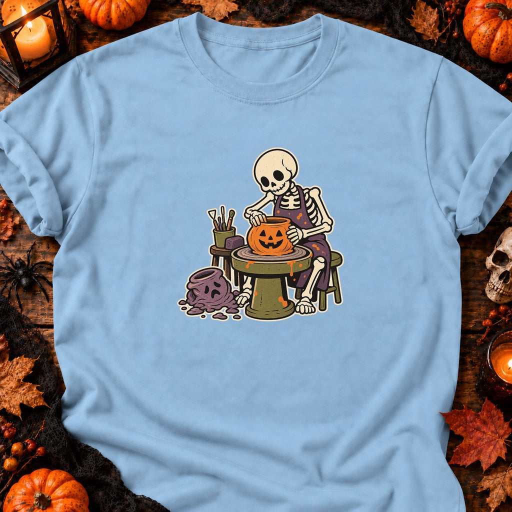 Squelette potier et citrouille — T-shirt bleu clair