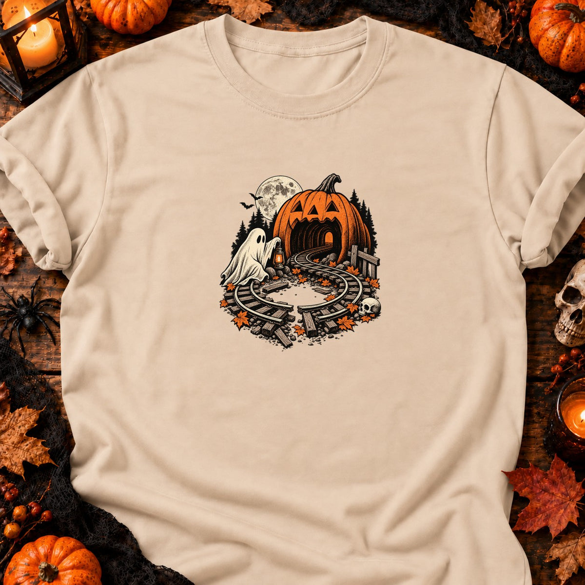 Fantôme et circuit de train d’Halloween — T-shirt naturel