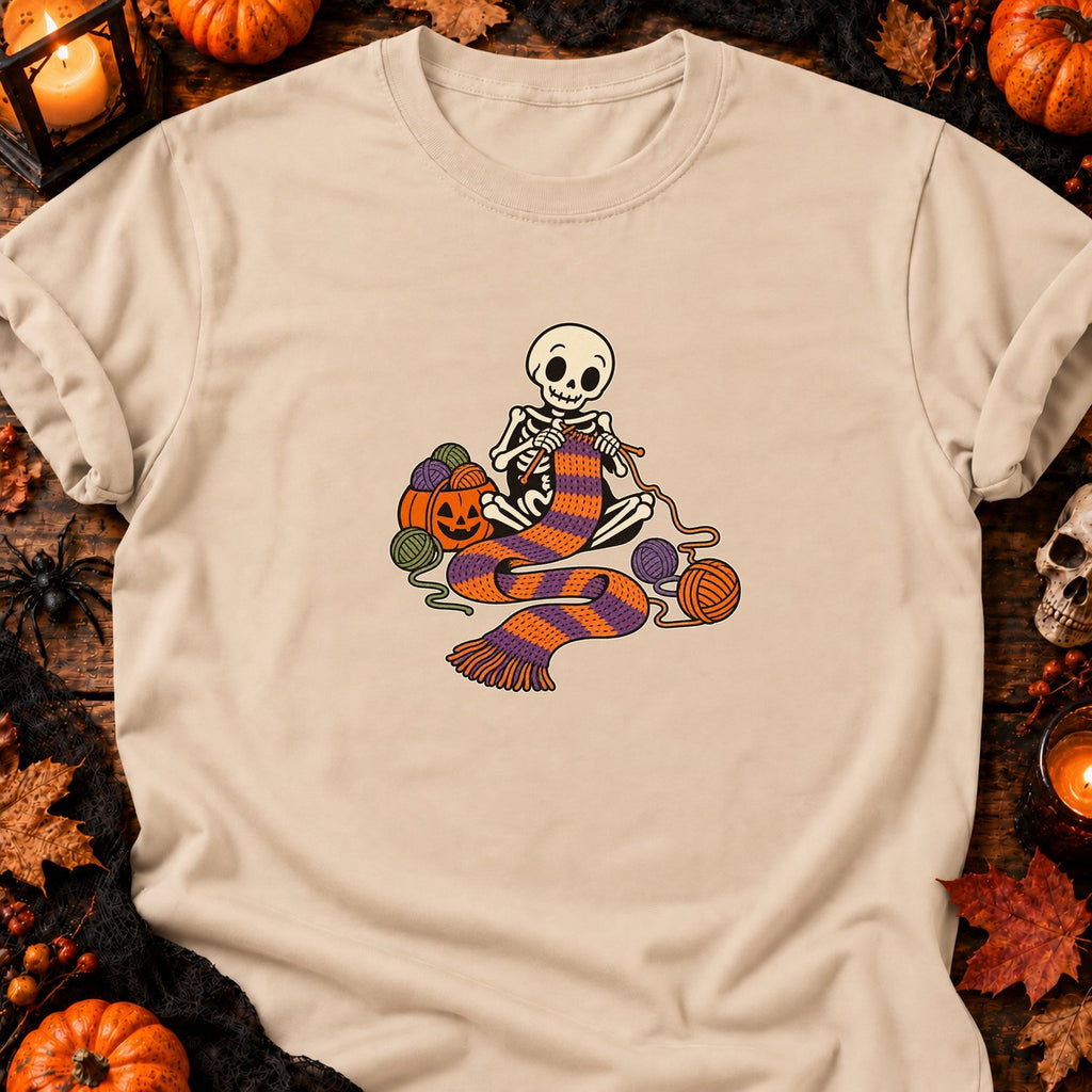 Squelette tricoteur d’Halloween — T-shirt naturel