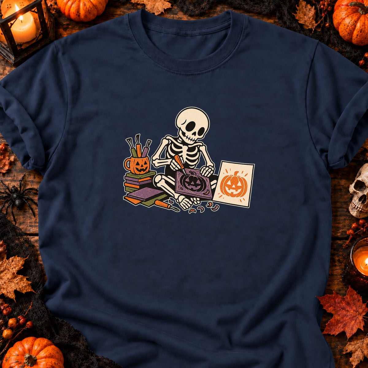 Squelette graveur de citrouille — T-shirt bleu marine