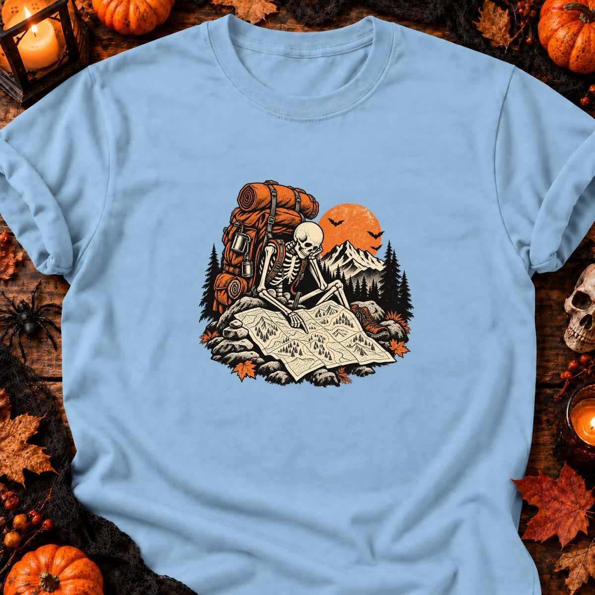 T-shirt Squelette randonneur carte trail, coloris bleu clair