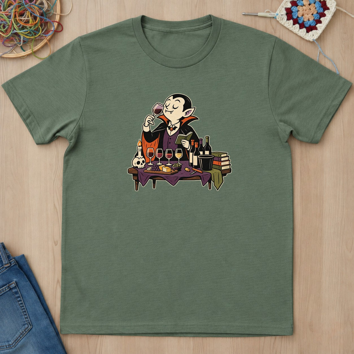 T-shirt vert militaire présenté à plat