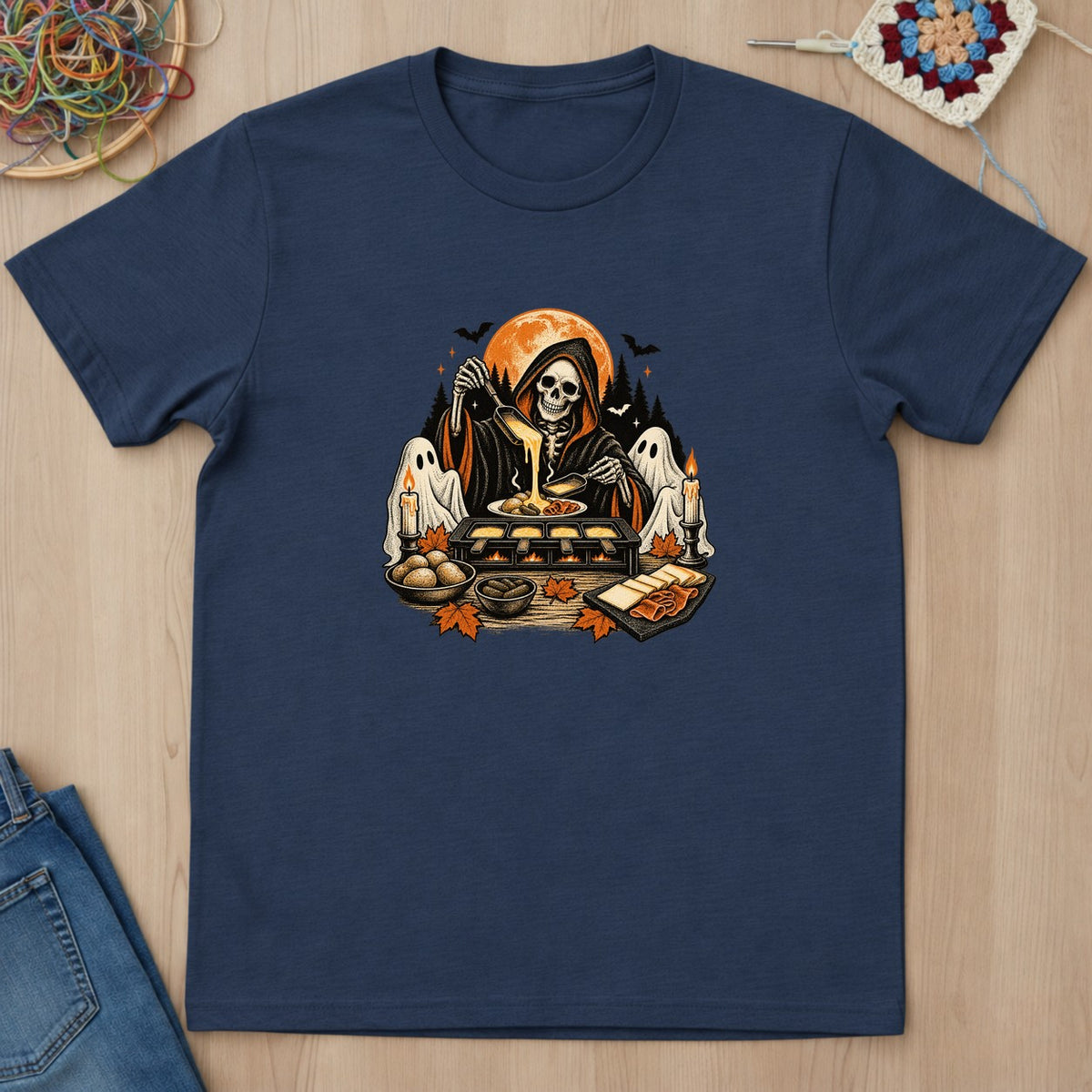 T-shirt bleu marine présenté à plat
