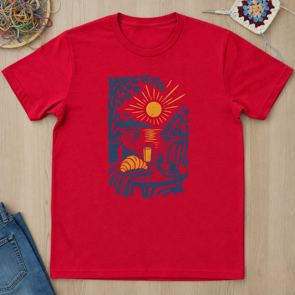 T-shirt rouge présenté à plat
