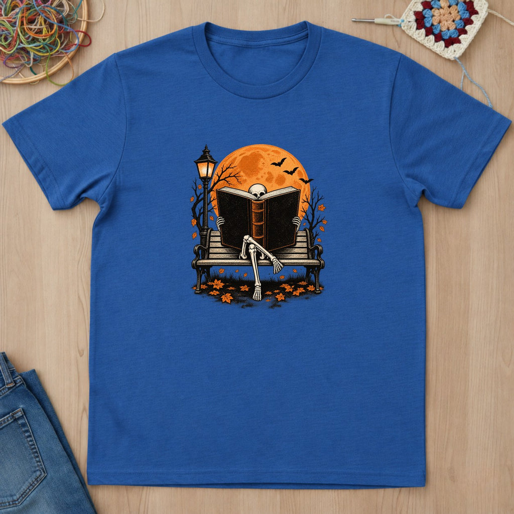 T-shirt bleu roi présenté à plat