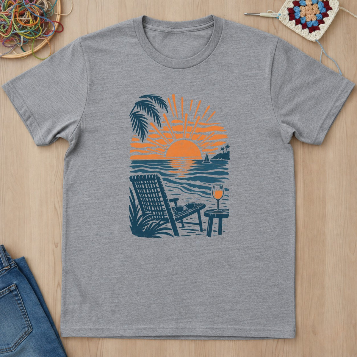T-shirt gris sport présenté à plat