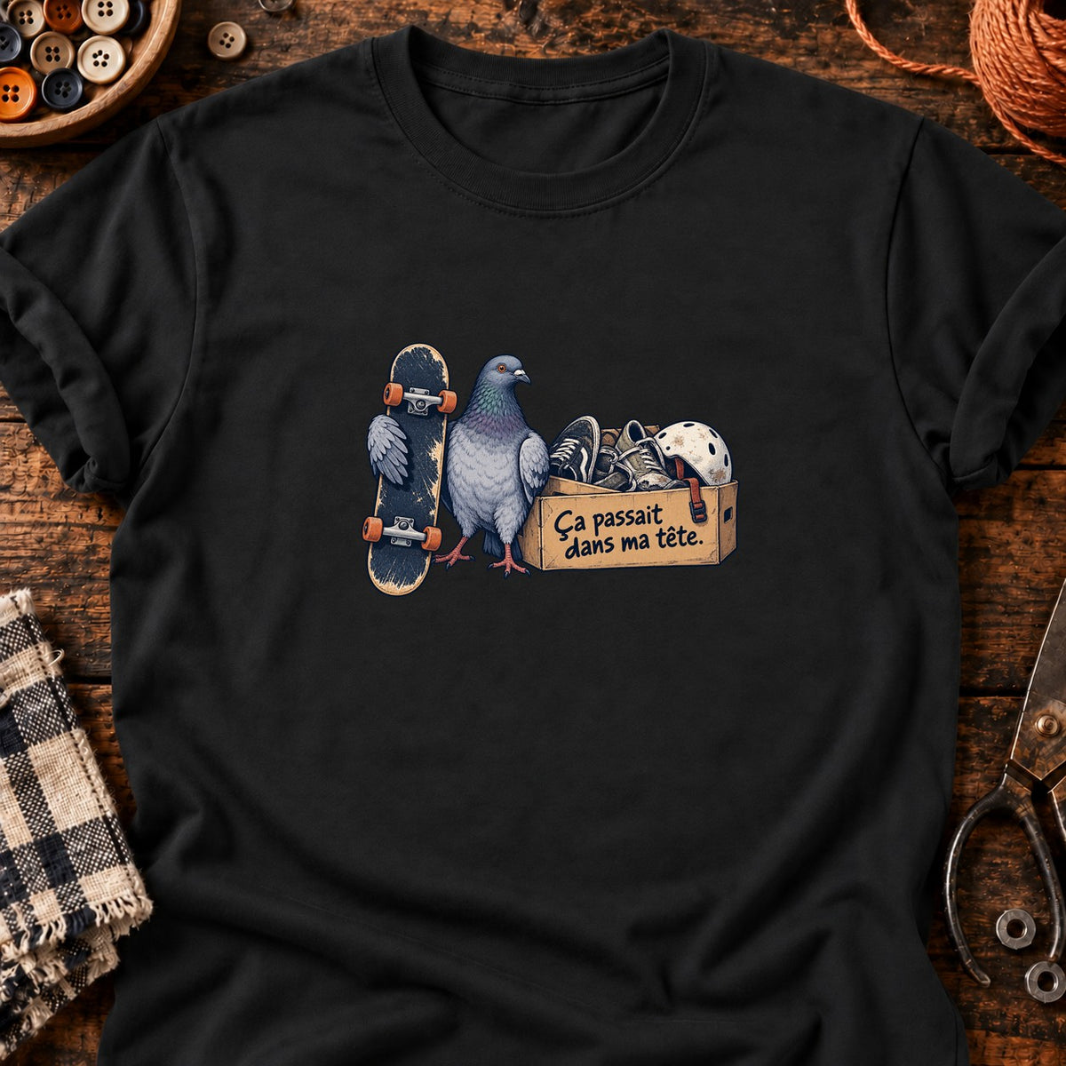 Skate et chaussures usées — T-shirt noir