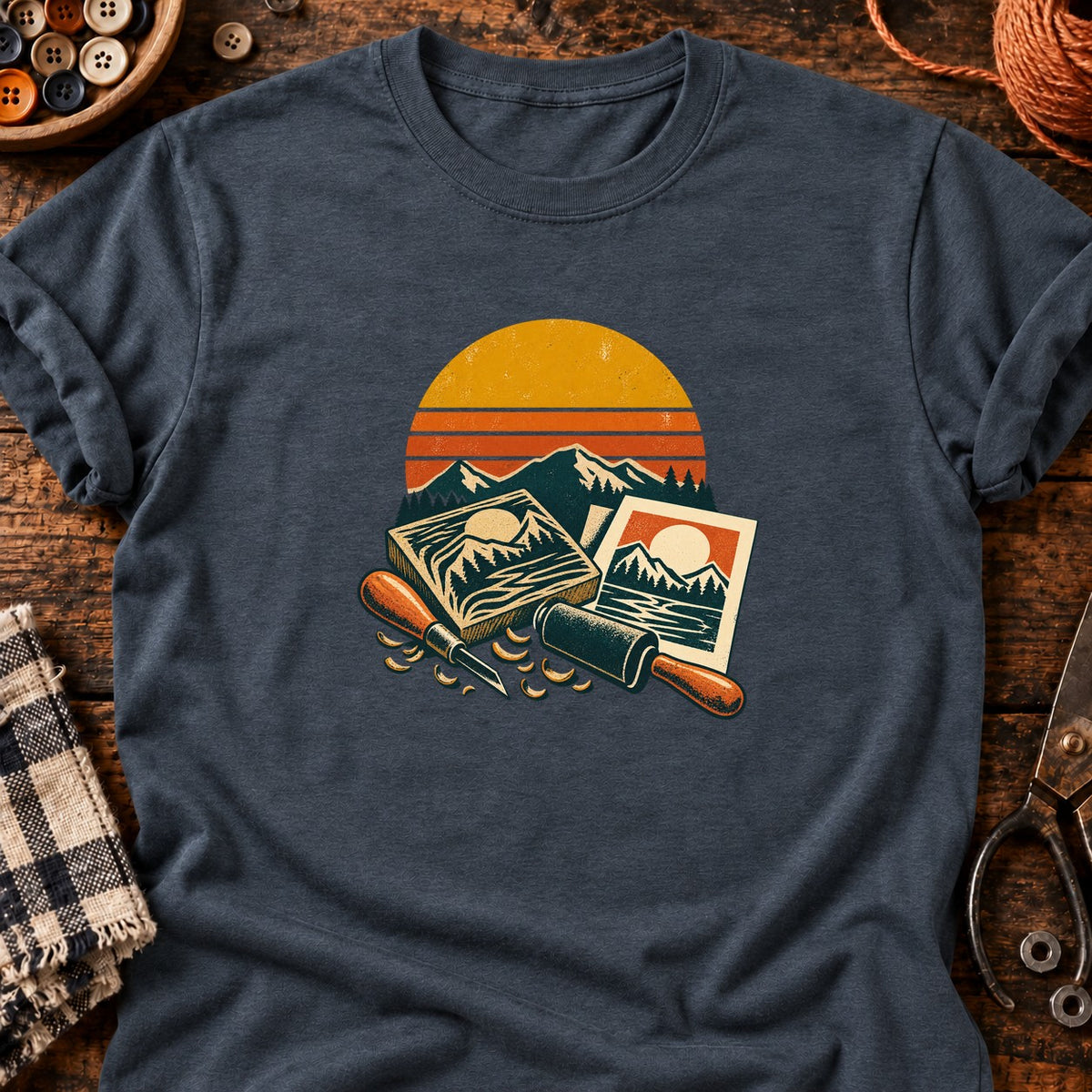 Kit de linogravure paysage coucher de soleil T-Shirt — T-shirt Dark Heather