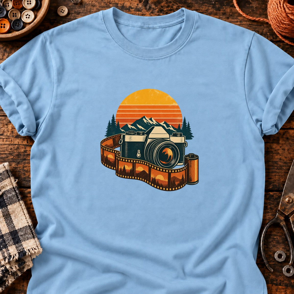 T-shirt Appareil photo vintage et pellicule, coloris bleu clair