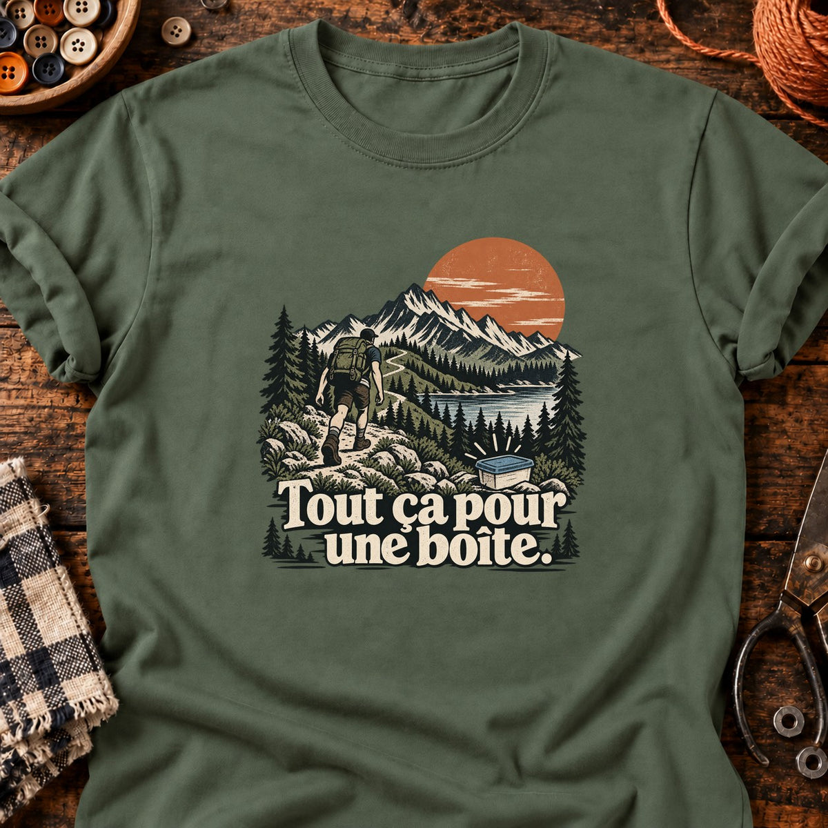 Tout ça pour une boîte — T-shirt vert militaire