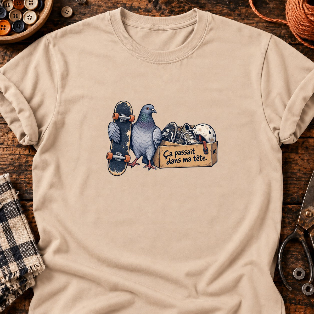 Skate et chaussures usées — T-shirt naturel