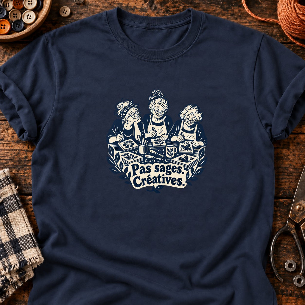 Pas sages. Créatives. — T-shirt bleu marine