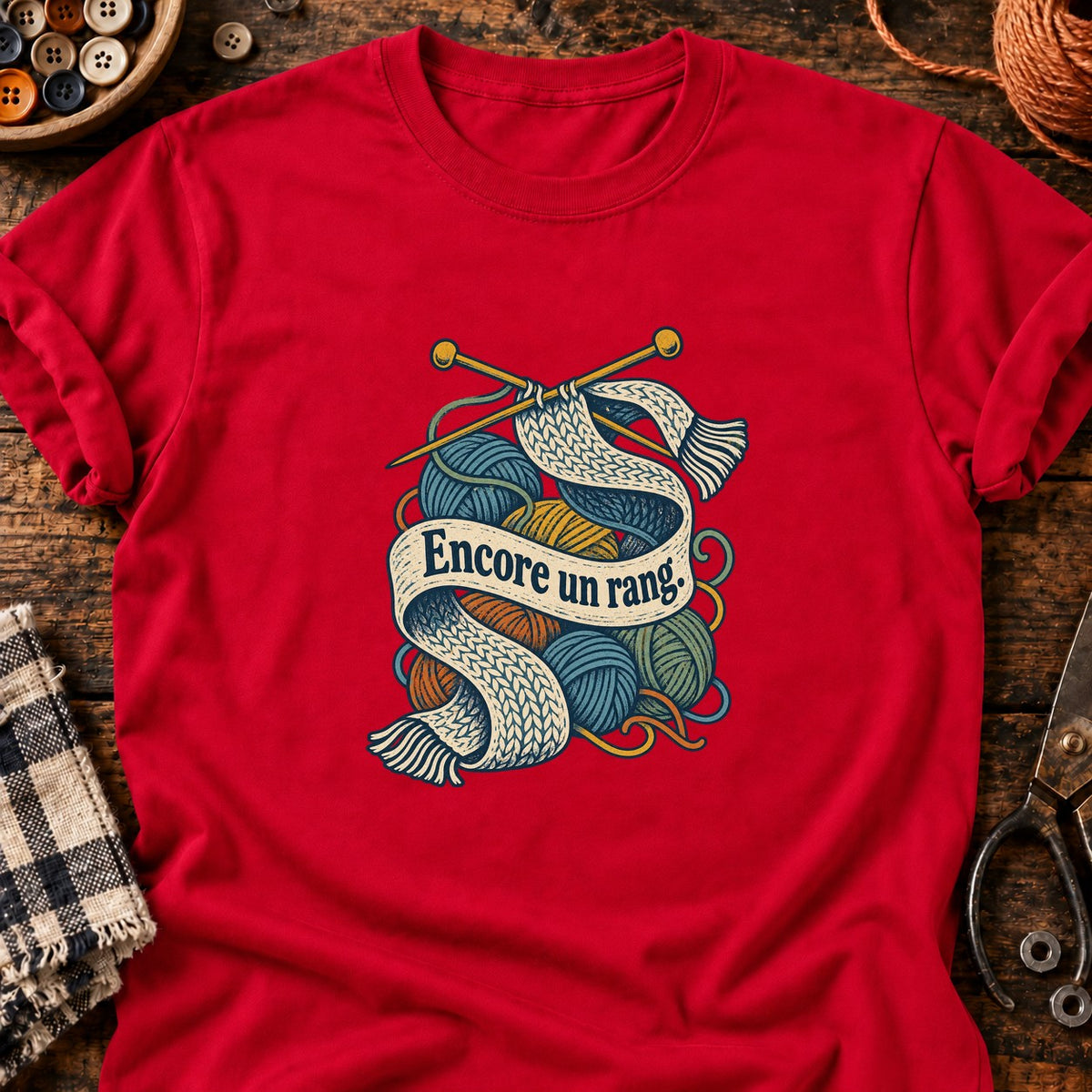 Encore un rang. - — T-shirt rouge