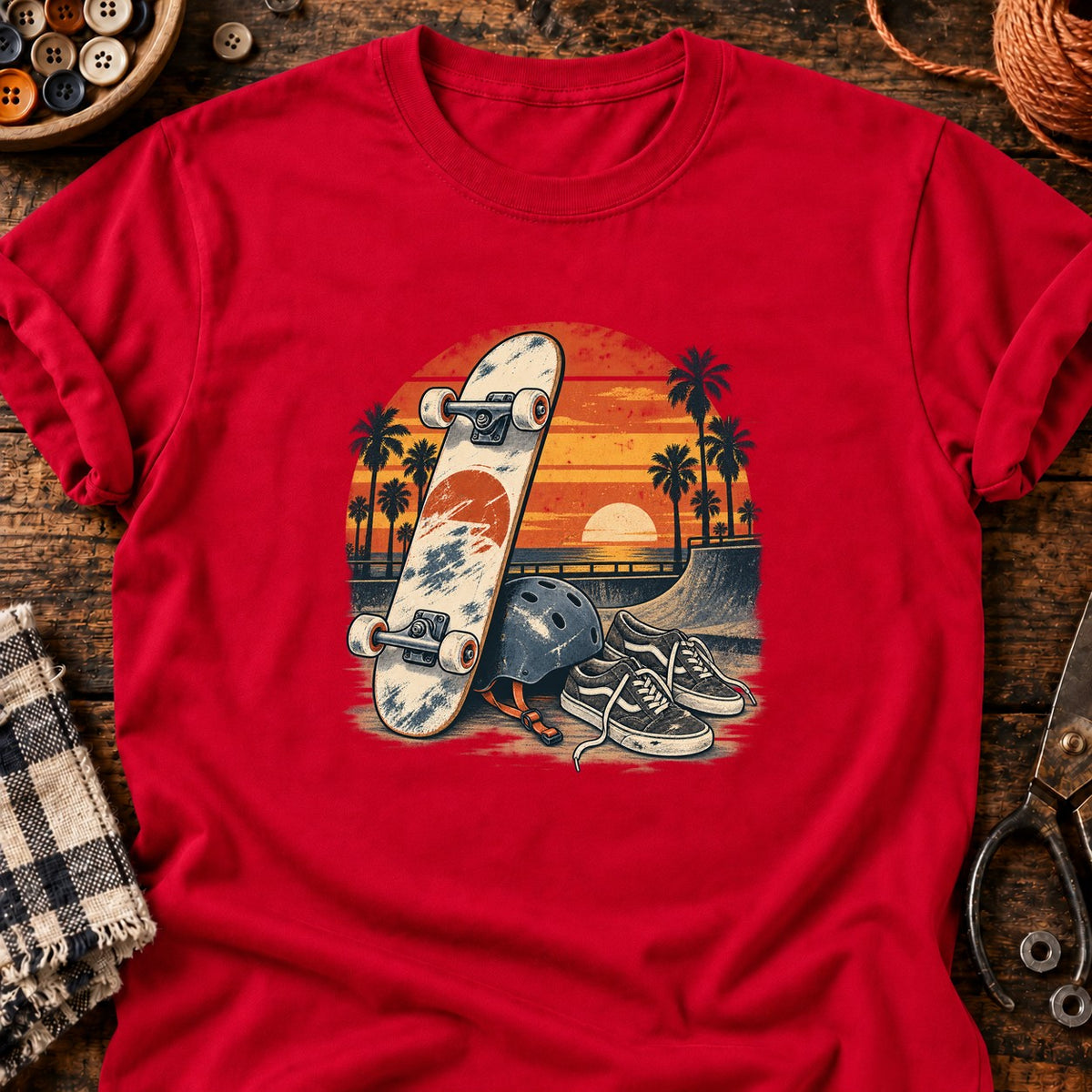 Planche usée et chaussures de skate T-Shirt — T-shirt Red