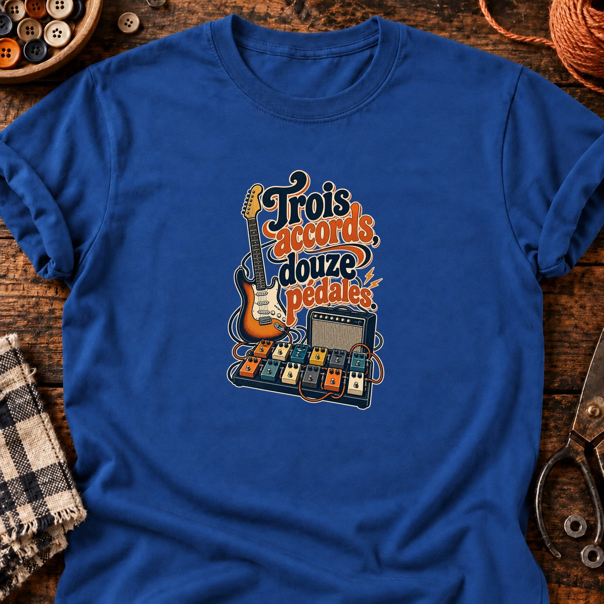 Trois accords, douze pédales. Guitariste vintage T-Shirt — T-shirt Royal