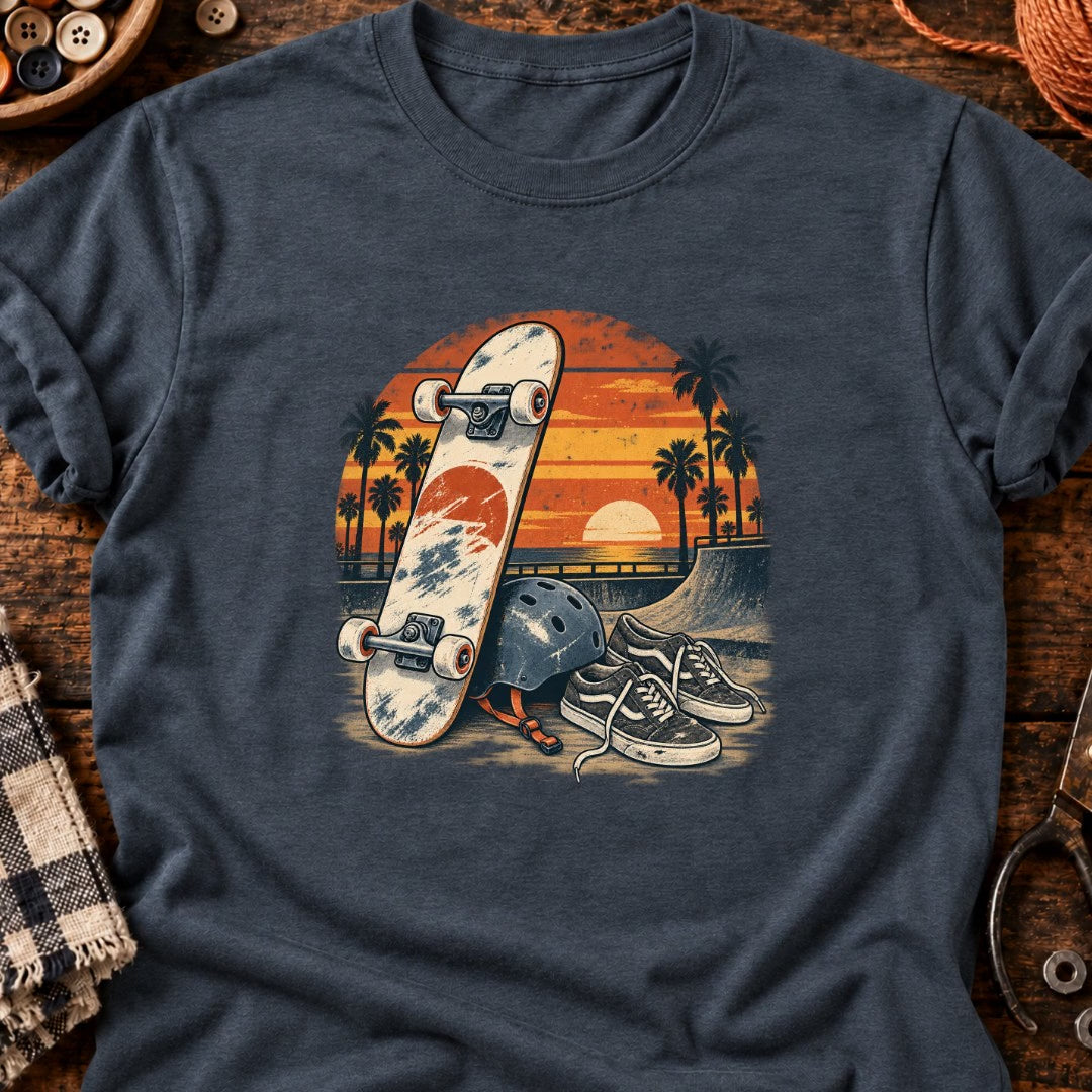 Planche usée et chaussures de skate T-Shirt — video