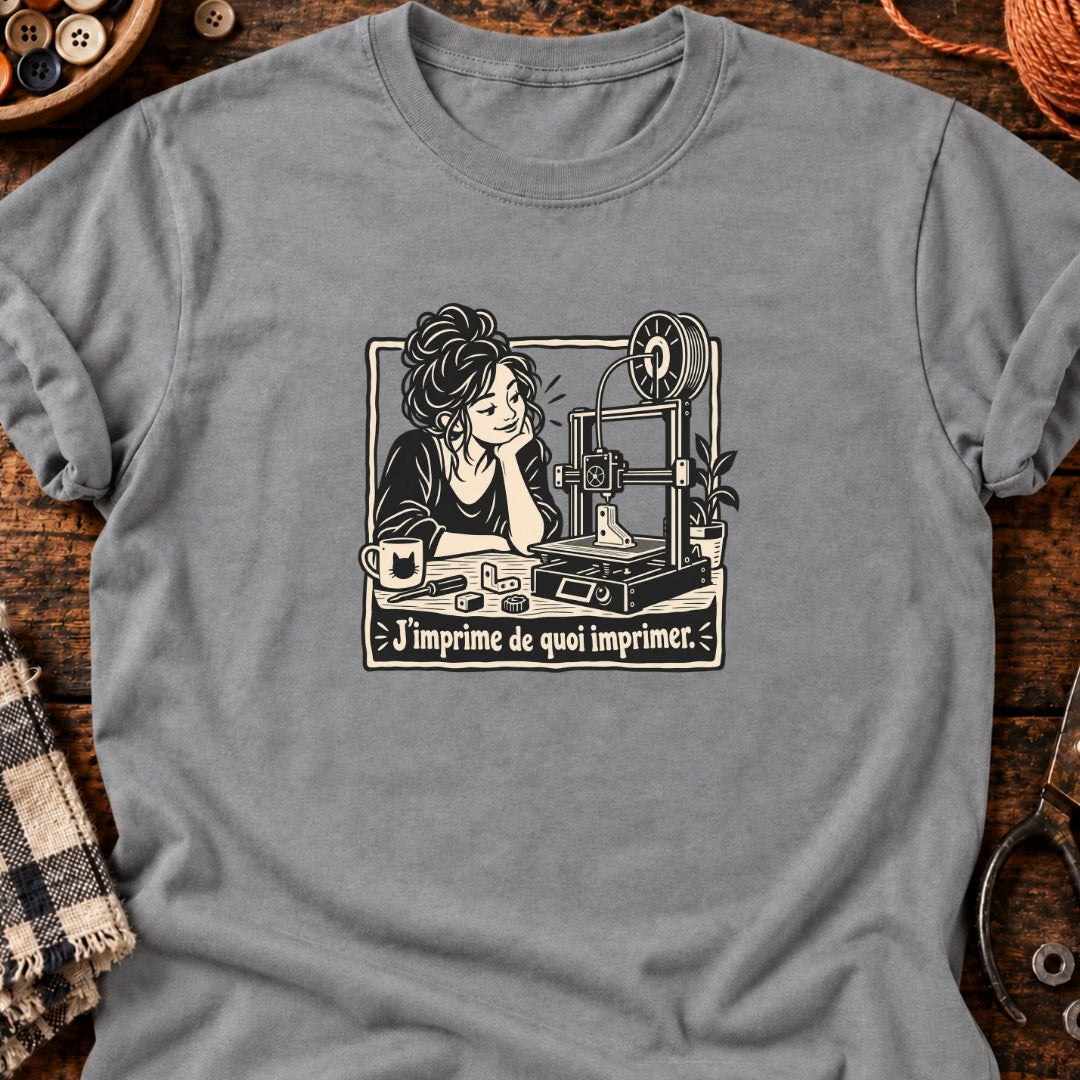 Femme et imprimante 3D J’imprime de quoi imprimer T-Shirt — video
